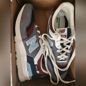 Men's New Balance Size 8